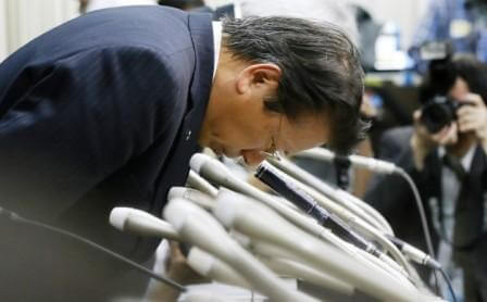 Президент Mitsubishi Motors Тетсуро Аикава заявил, что велика вероятность того, что после выплаты всех штрафов, сумма которых может оказаться баснословно большой, японской компании придется бороться за свое выживание.