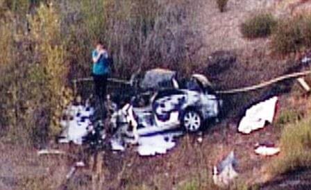 В одном из Lexus ES350 разбилась семья из Калифорнии, и в ходе расследования аварии выяснилось, что причиной трагедии стала именно заблокированная салонным ковриком педаль газа